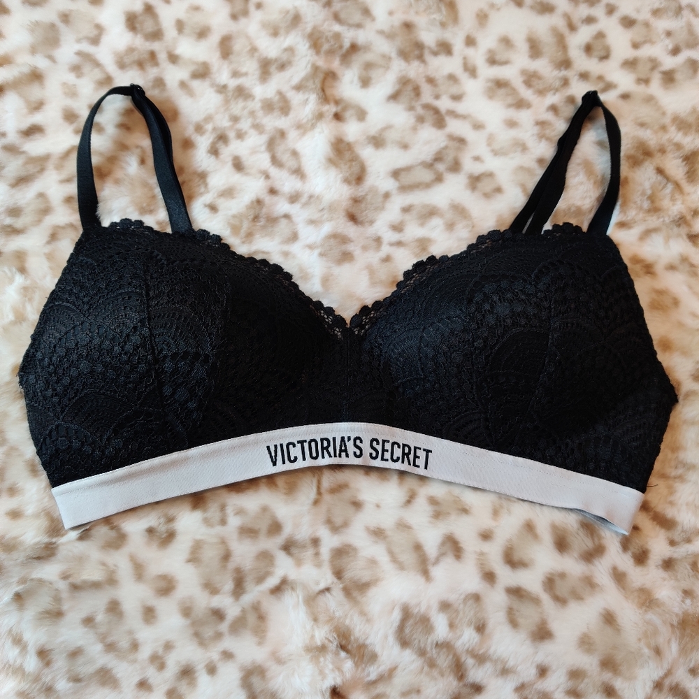 Victoria's Secret Lined Wireless Black Lace Bra. Size 36C